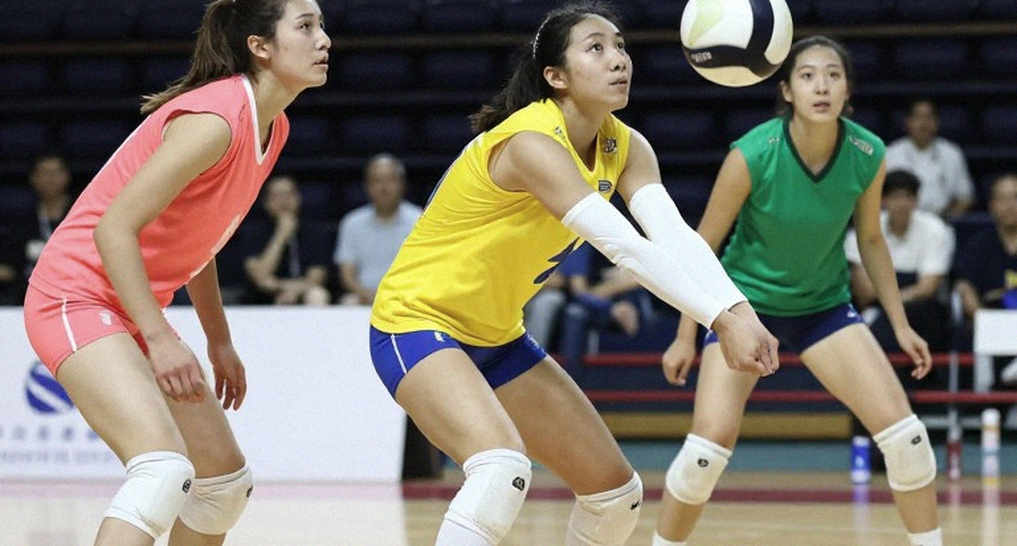 30 năm MOP bóng chuyền nữ NCAA: Đường ống ngầm chảy từ nhà thi đấu ra bãi biển